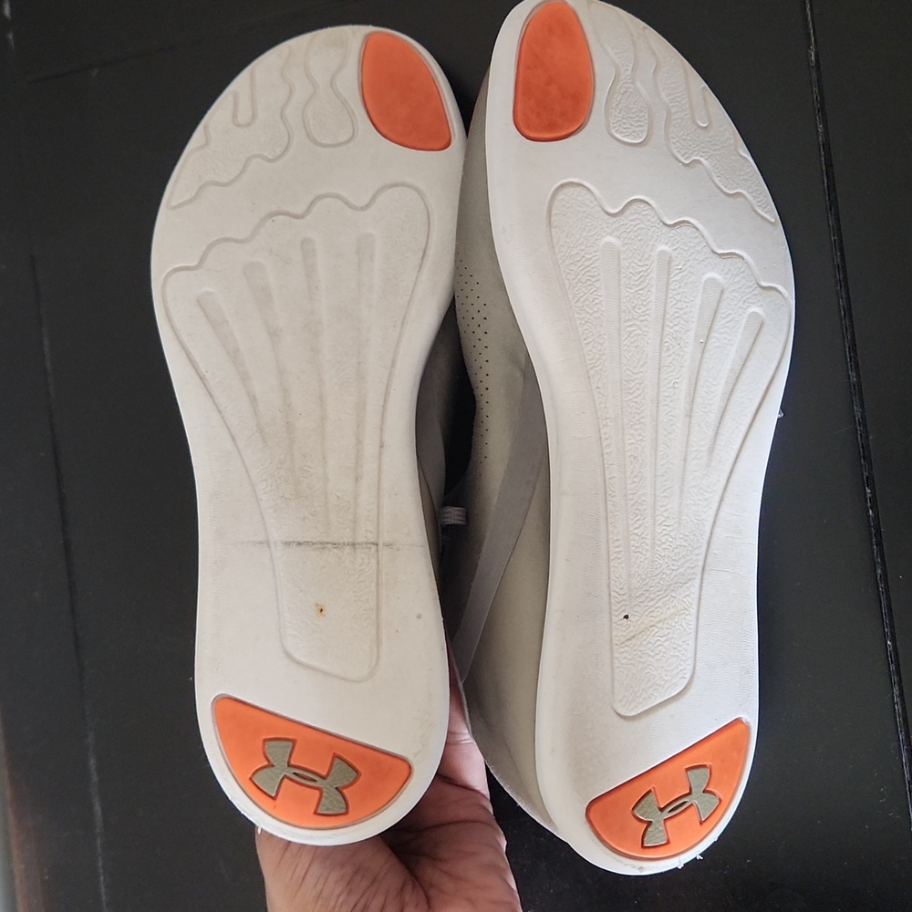 Under Armour Runners - Picture 5 of 5